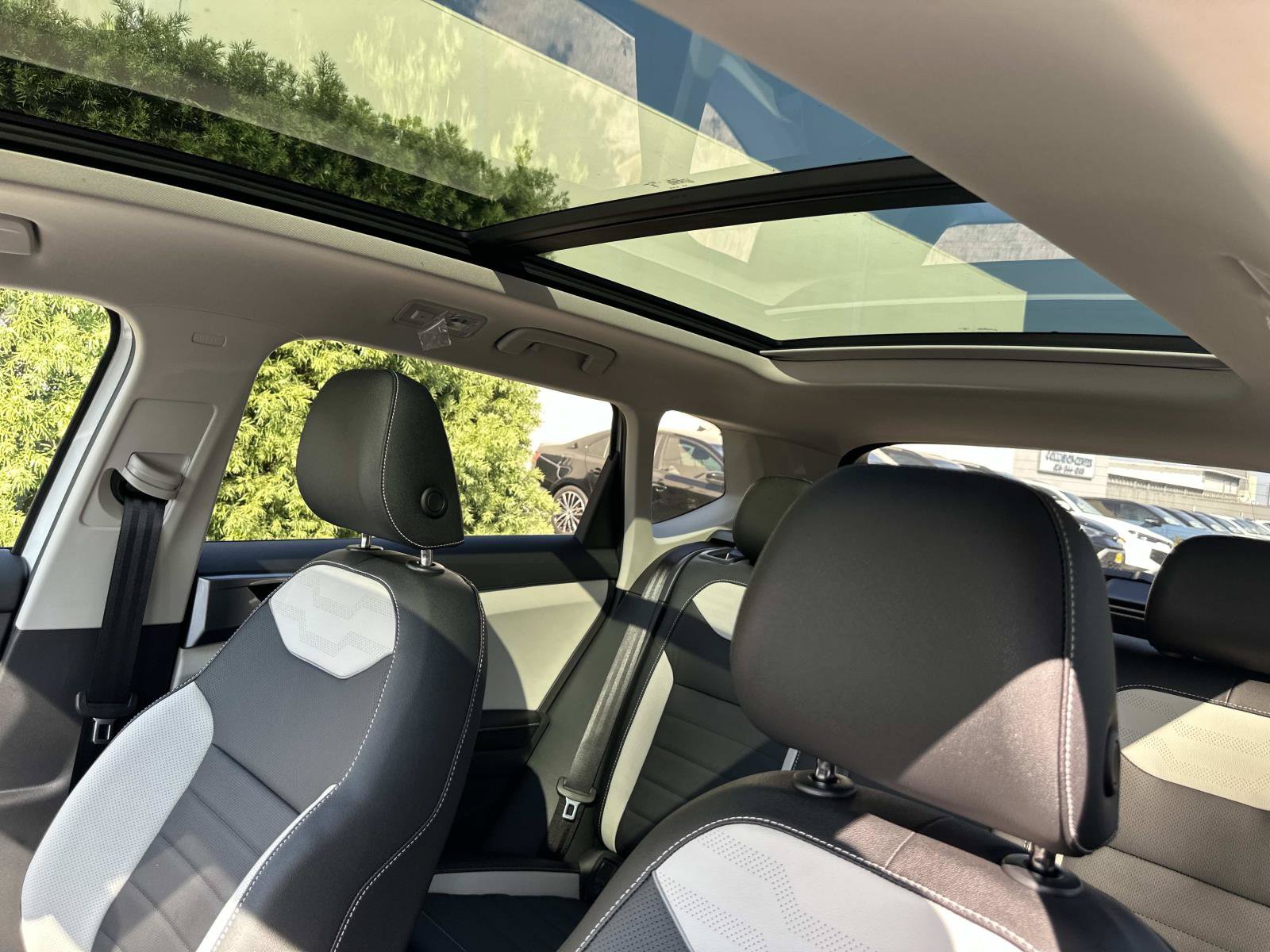New 2027 Volkswagen Taos SEL AWD/4WD image 25
