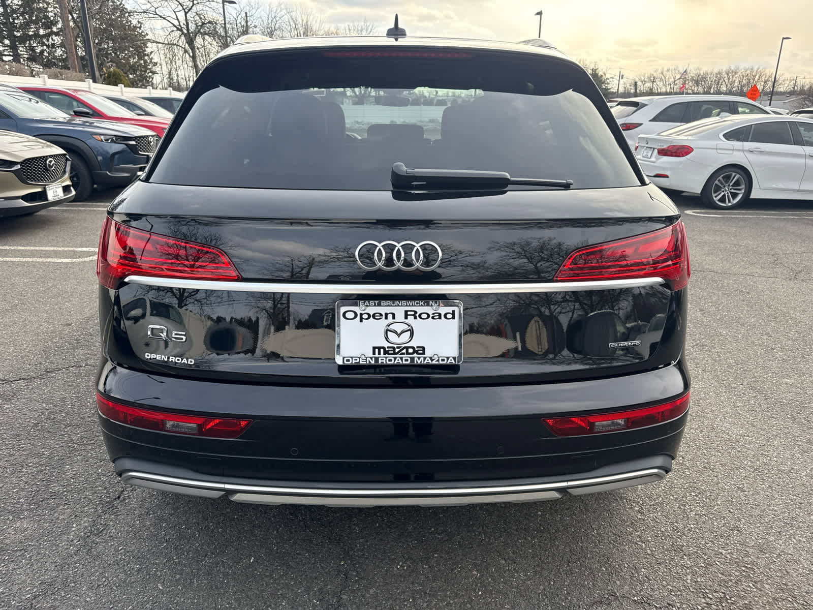 Used 2021 Audi Q5 Premium w/ Convenience Package image 6