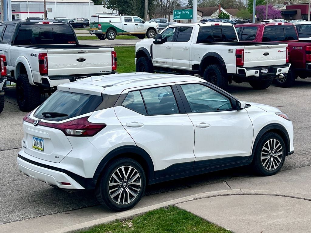 Used 2021 Nissan Kicks SV FWD image 6