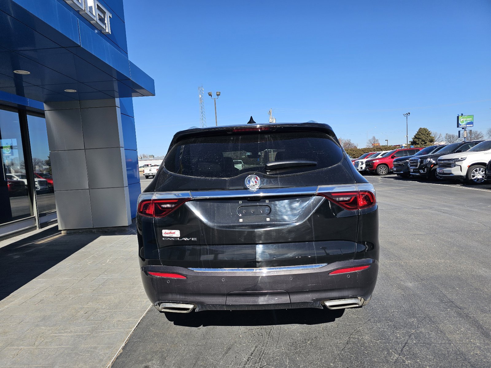 Used 2024 Buick Enclave Premium FWD image 4