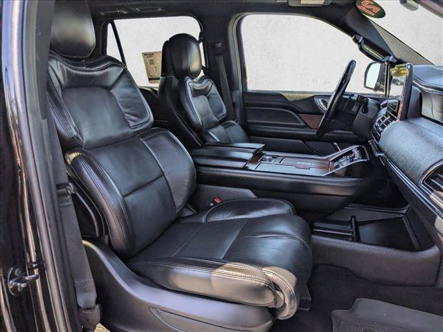 Used 2021 Lincoln Navigator L Reserve w/ Cargo Convenience Package RWD image 24