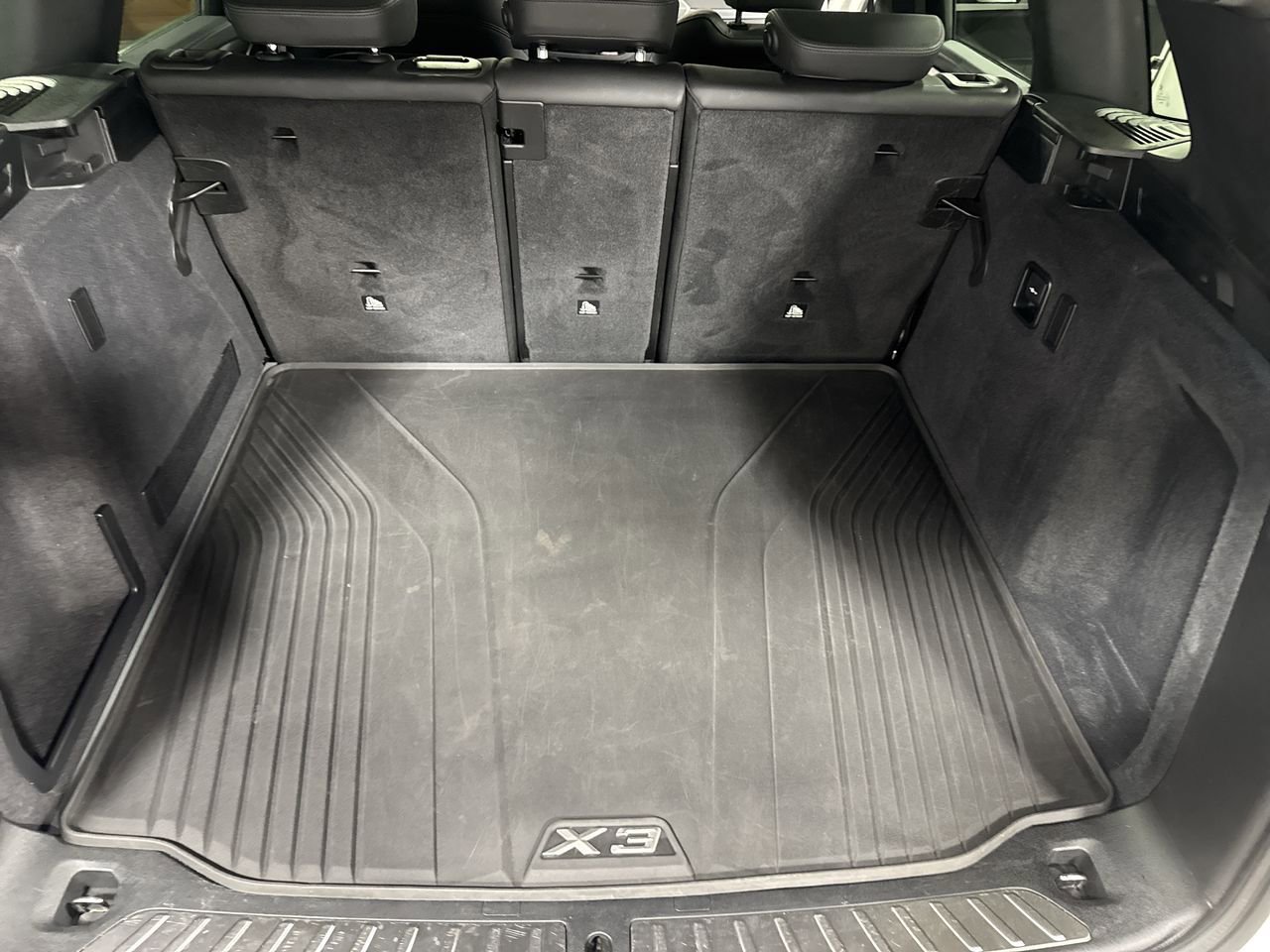 Used 2018 BMW X3 M40i image 32