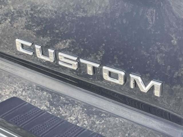 Used 2021 Chevrolet Silverado 1500 Custom AWD/4WD image 11