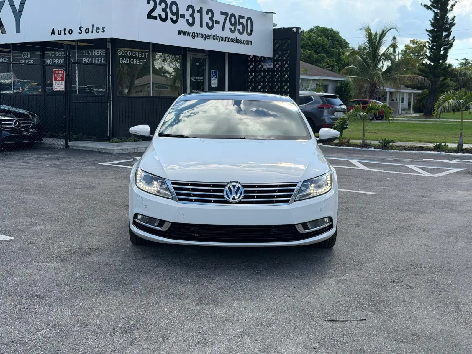 Used 2013 Volkswagen CC Executive AWD/4WD image 2