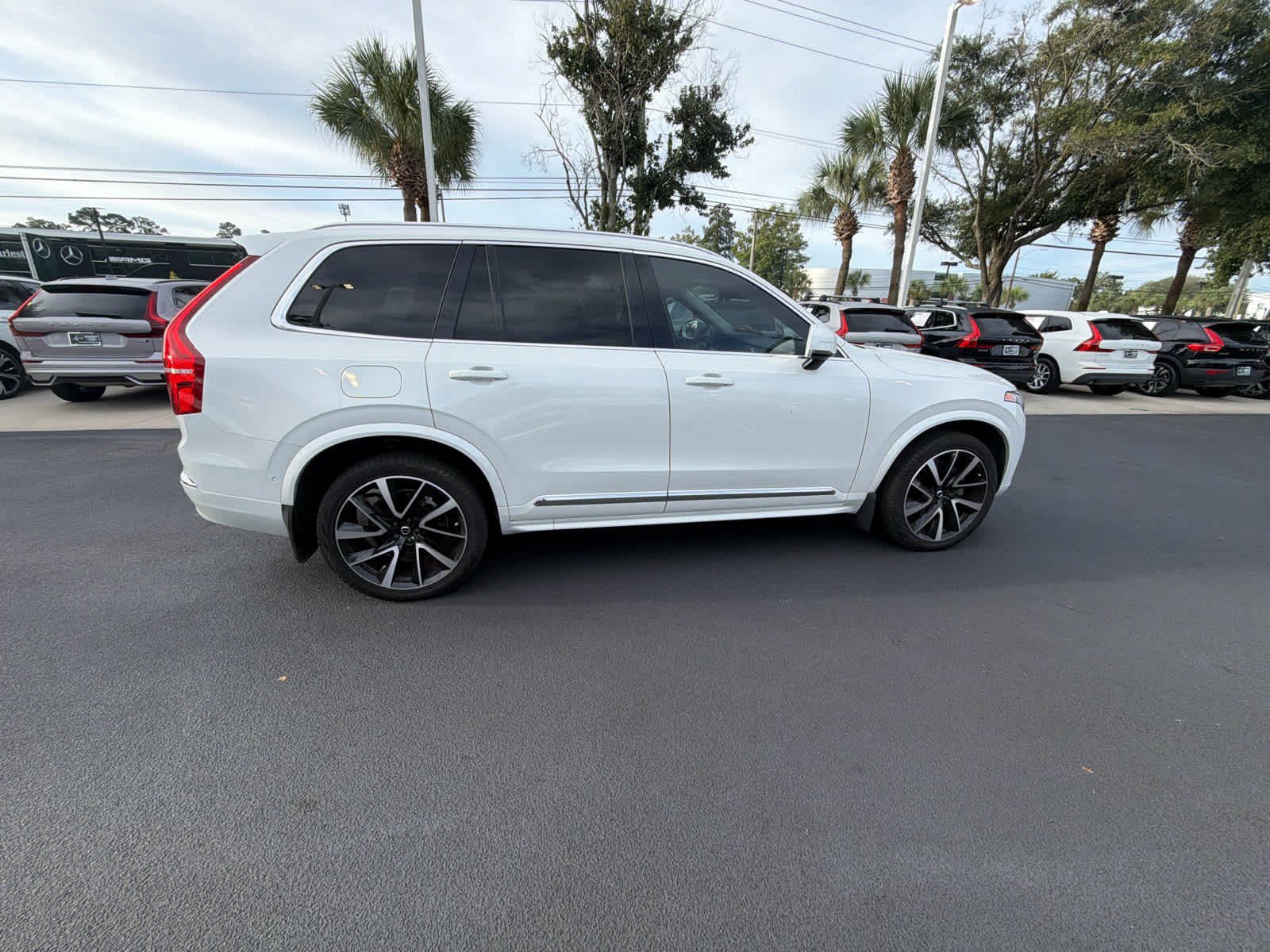 Certified 2023 Volvo XC90 B6 Plus w/ Protection Package Premier AWD/4WD image 19