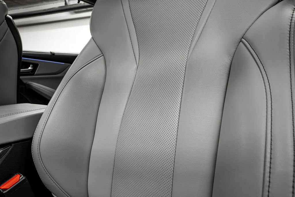 Certified 2023 Acura MDX FWD w/ Technology Package image 39