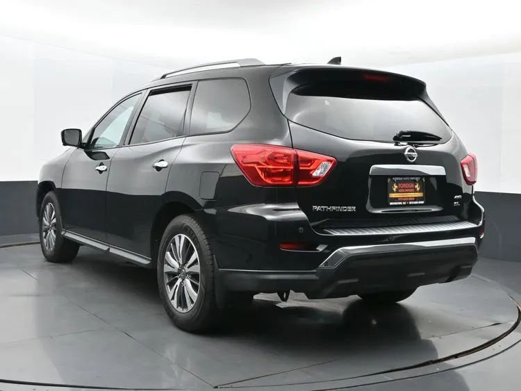 Used 2020 Nissan Pathfinder SL image 9