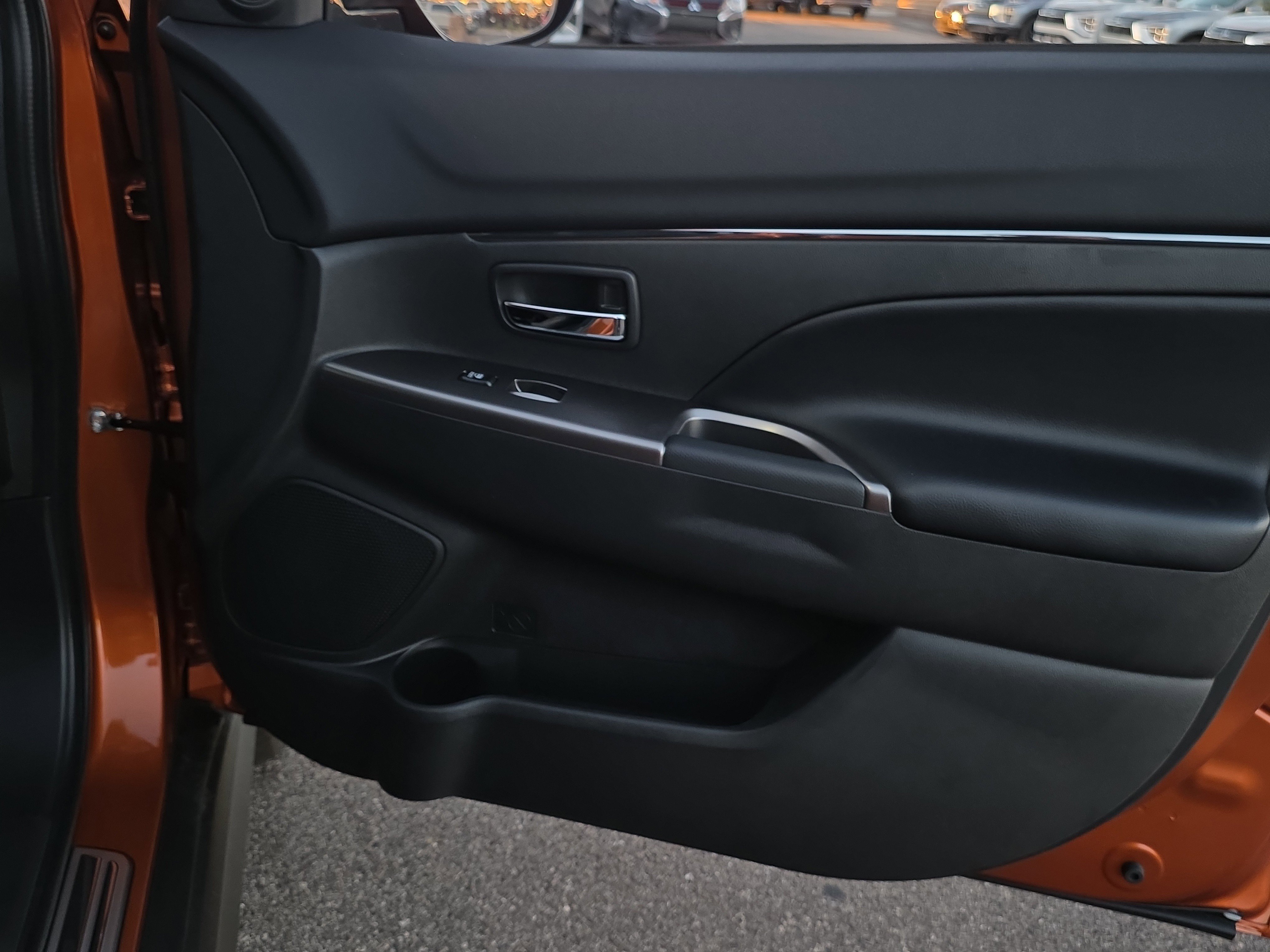 New 2025 Mitsubishi Outlander Sport SE image 28