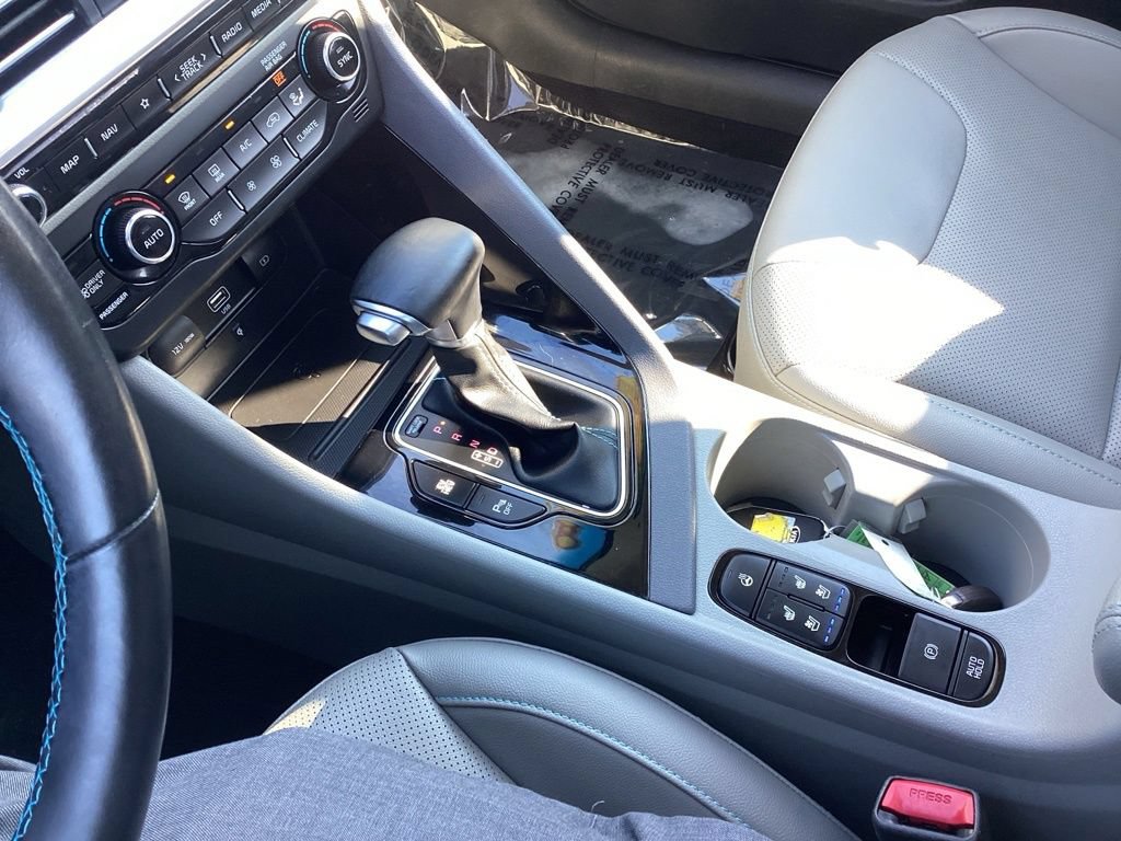Used 2020 Kia Niro EX Premium FWD image 25