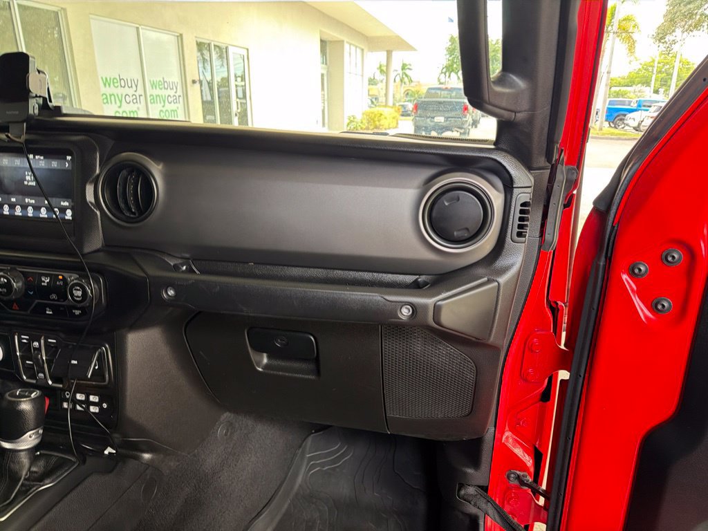 Used 2021 Jeep Gladiator Sport AWD/4WD image 25