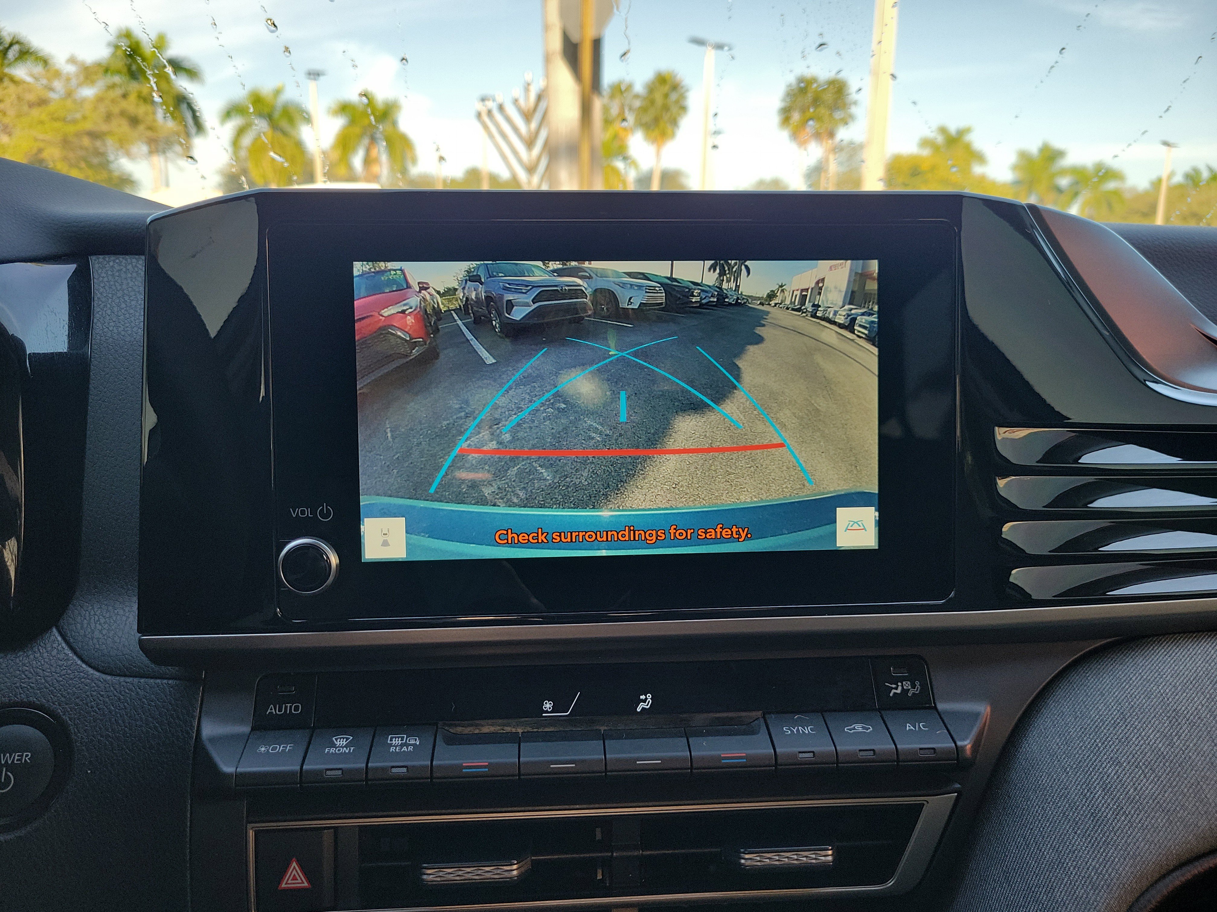 Used 2025 Toyota Camry LE image 21