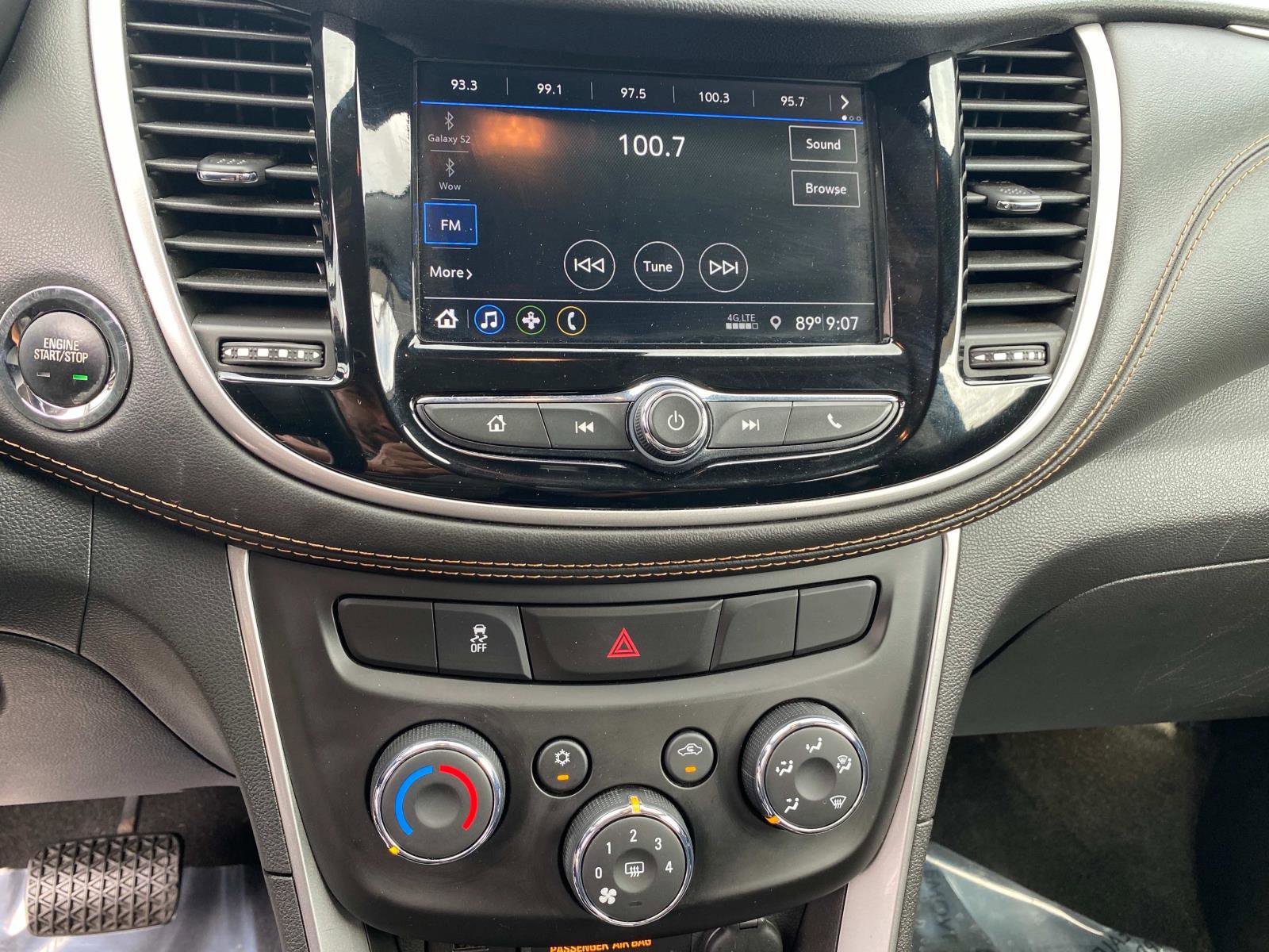 Used 2019 Chevrolet Trax LT w/ LT Convenience Package image 10