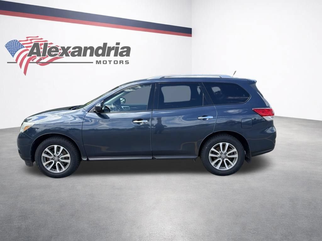 Used 2016 Nissan Pathfinder SV w/ SV Cold Weather Package AWD/4WD image 9
