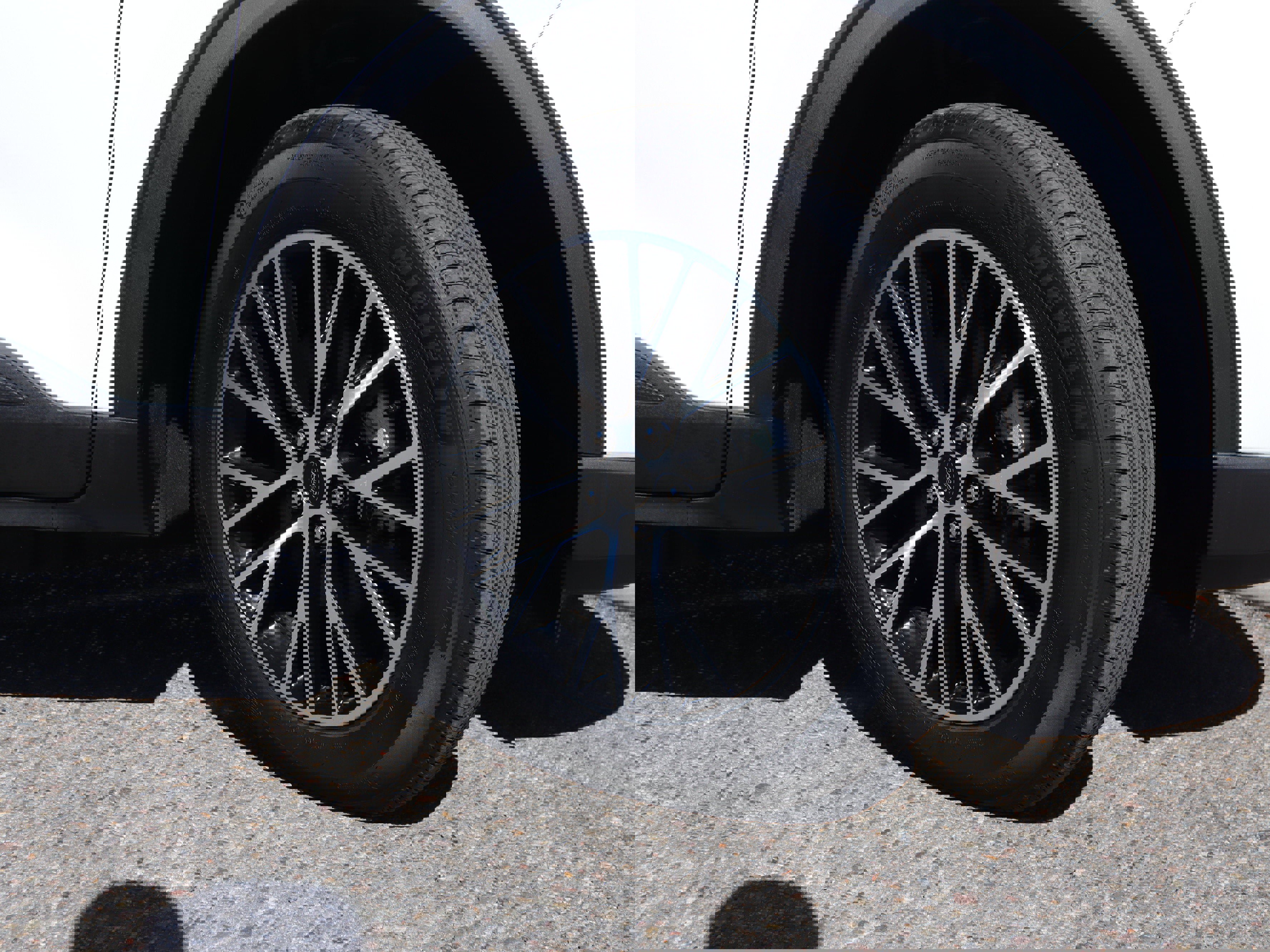 New 2025 Ford Escape SE w/ PHEV Premium Package image 13