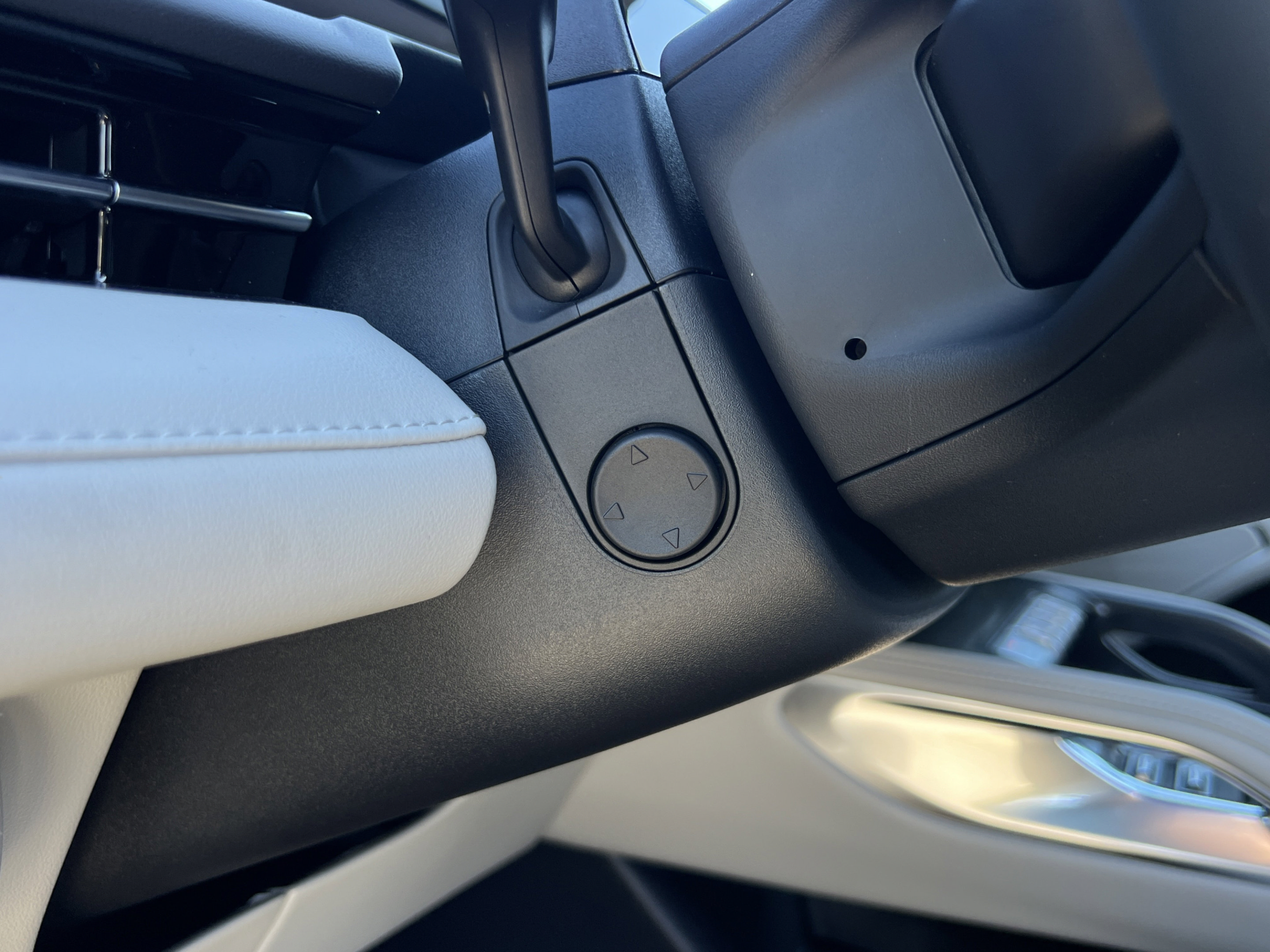New 2026 Lincoln Nautilus Premier AWD/4WD image 11