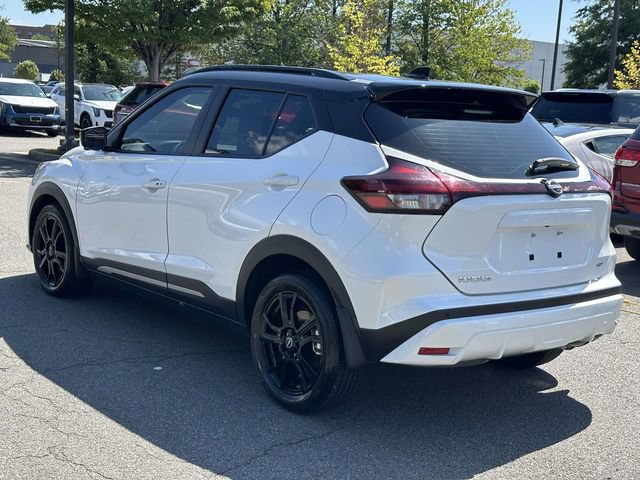 Used 2023 Nissan Kicks SR w/ SR Premium Package FWD image 4