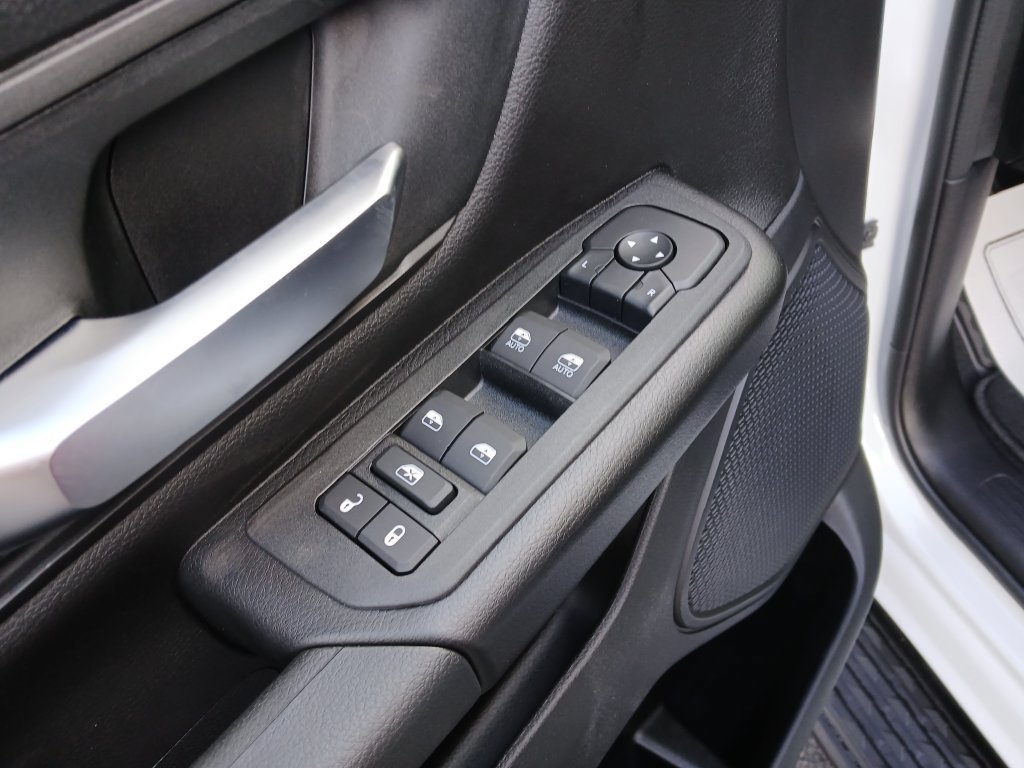 New 2027 RAM 1500 Express AWD/4WD image 12