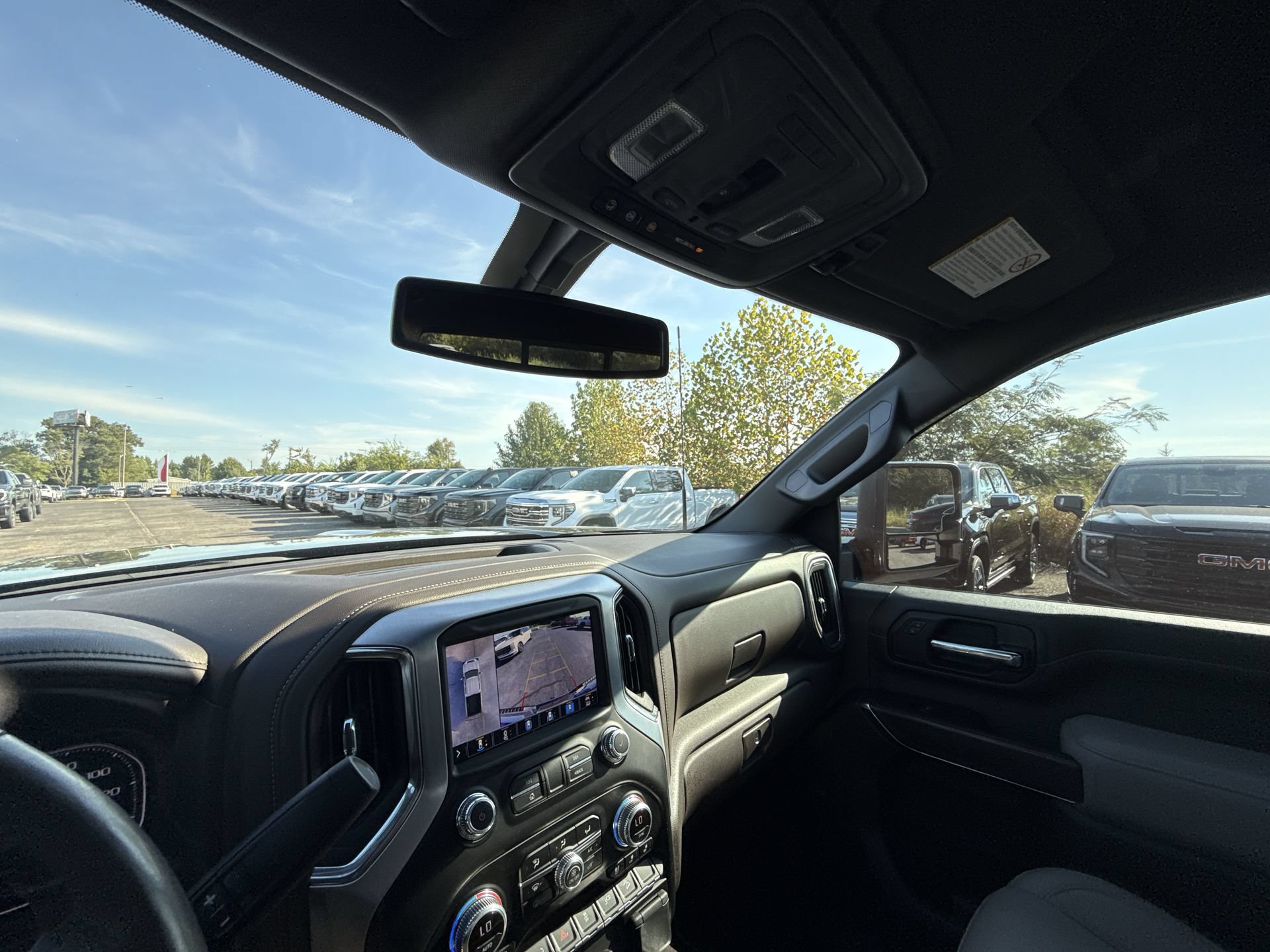 Certified 2022 GMC Sierra 2500 SLT w/ SLT Premium Package AWD/4WD image 13