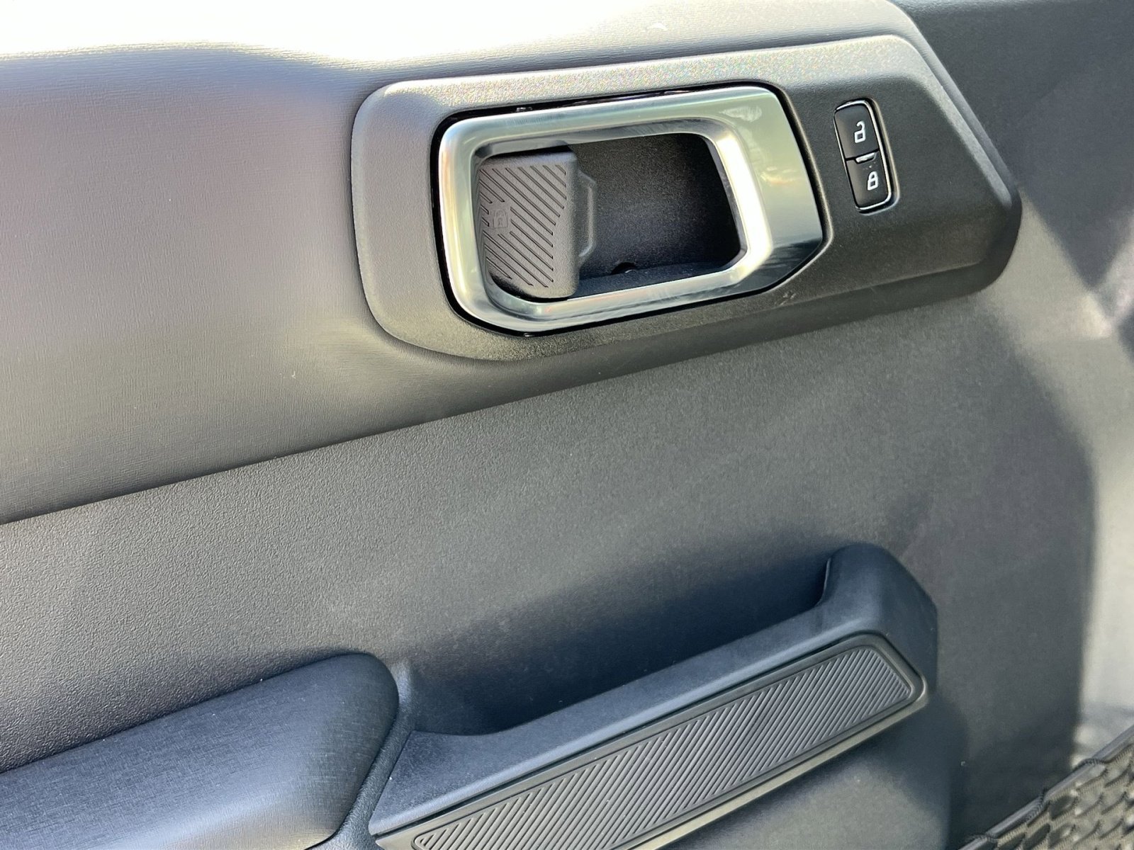 New 2025 Ford Bronco Outer Banks image 15