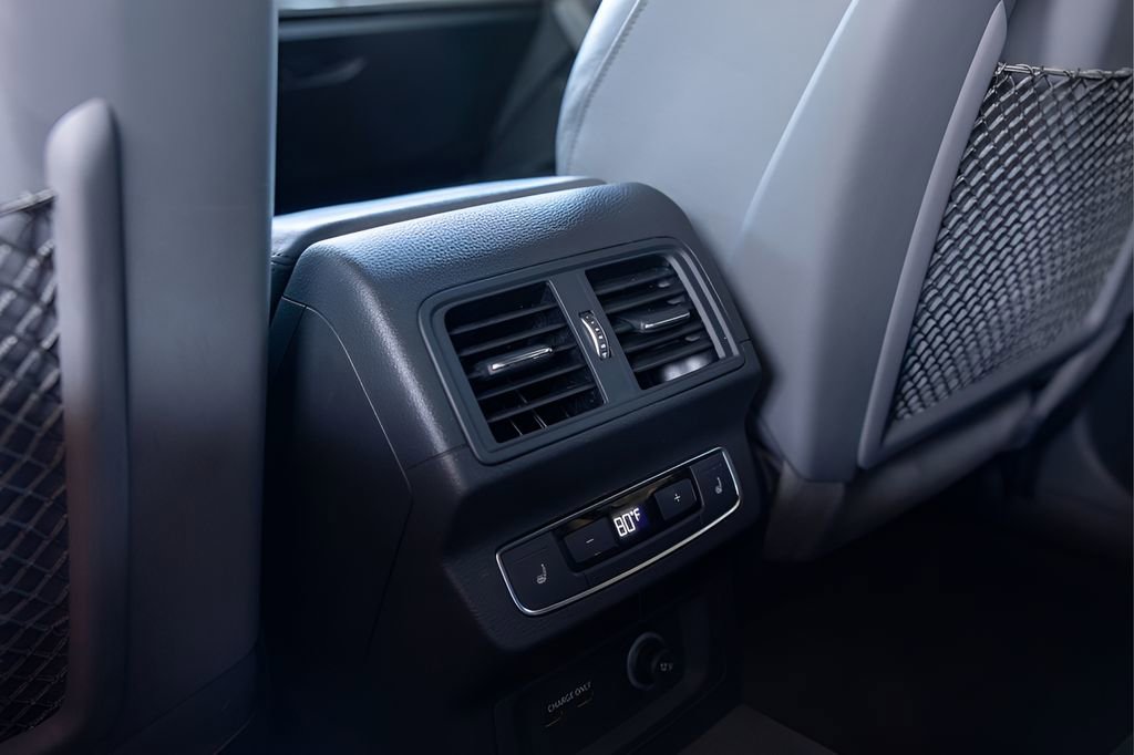 Used 2020 Audi SQ5 Premium Plus w/ Premium Plus Package image 33