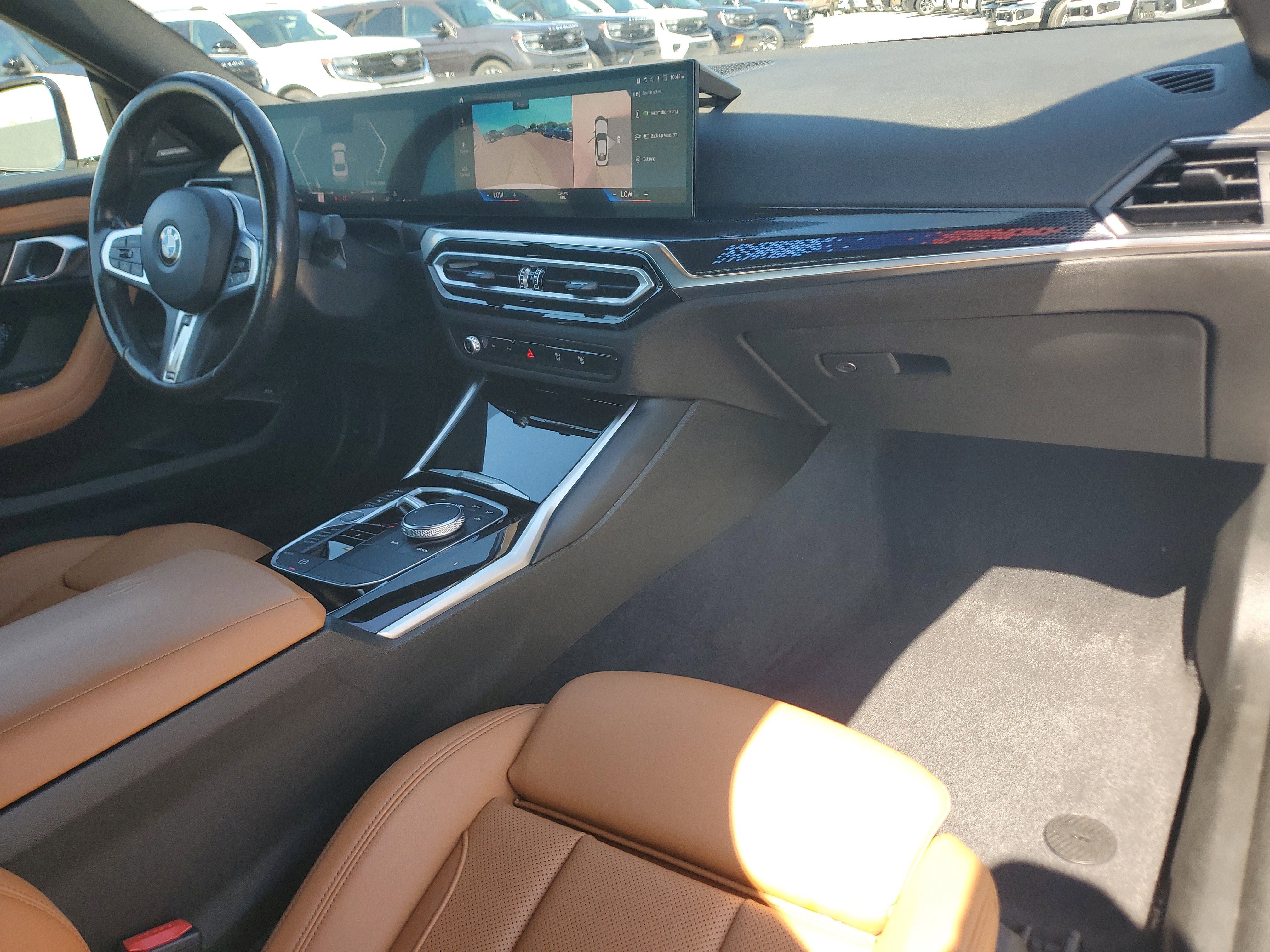 Used 2024 BMW 230i Coupe w/ Premium Package RWD image 10