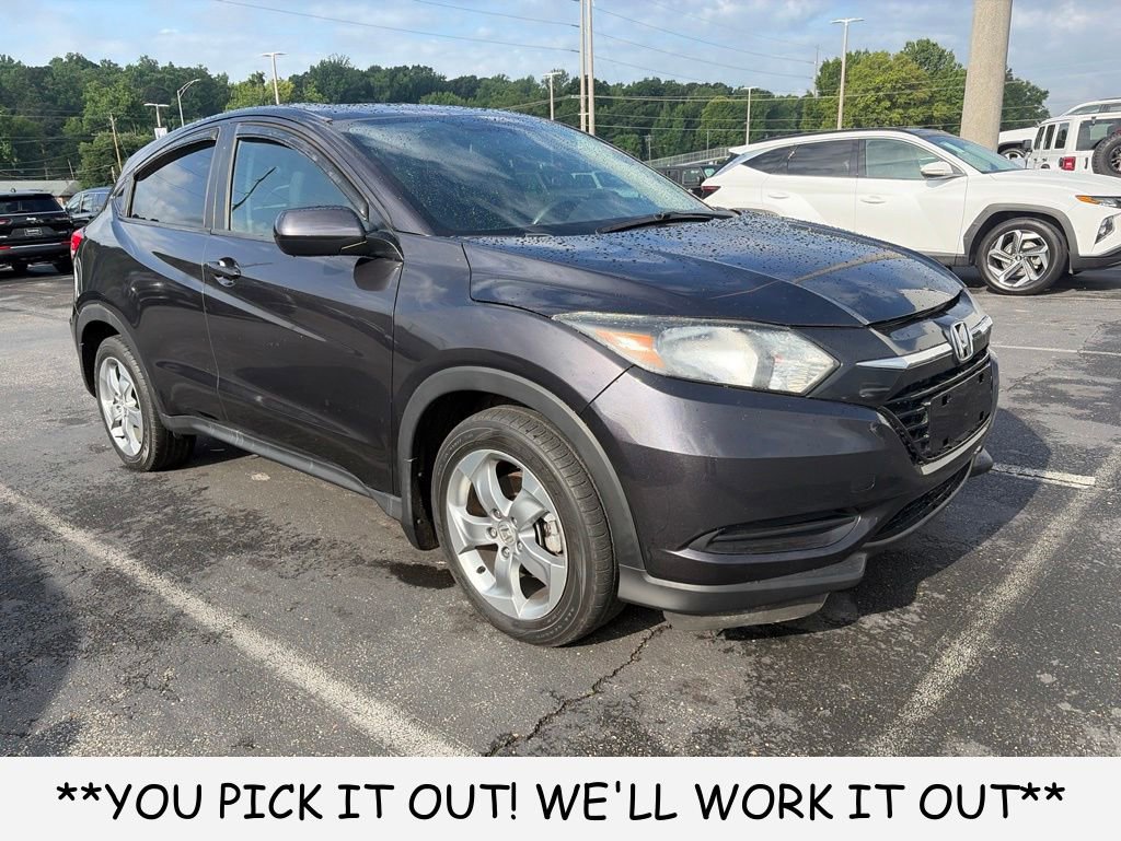 Used 2018 Honda HR-V LX image 1