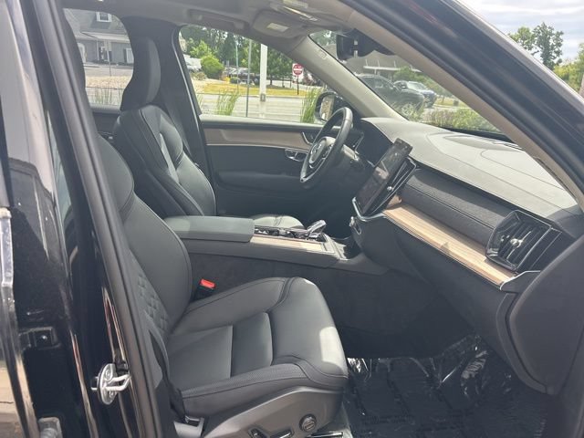 Certified 2025 Volvo XC90 B6 Plus AWD/4WD image 15