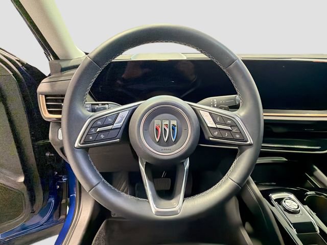 Used 2024 Buick Envision Avenir AWD/4WD image 9