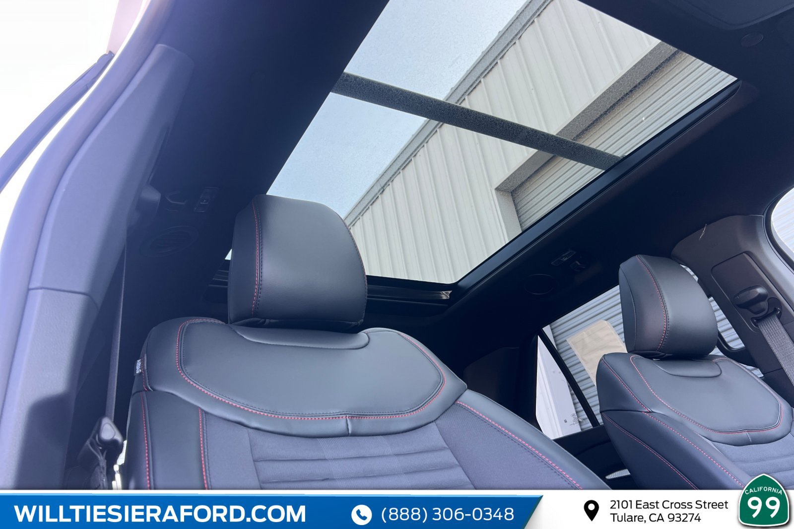 New 2026 Ford Explorer ST-Line w/ ST-Line Street Pack AWD/4WD image 18