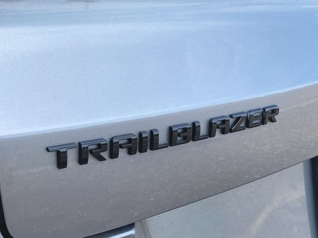 Used 2023 Chevrolet TrailBlazer RS w/ Convenience Package FWD image 30