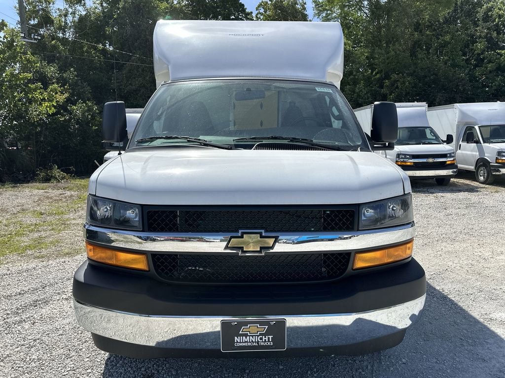 New 2025 Chevrolet Express 3500 w/ Power Convenience Package image 11