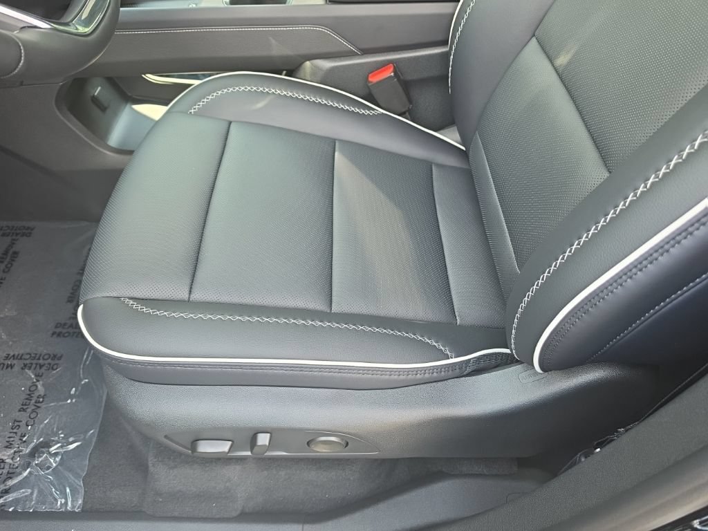 New 2026 GMC Acadia Denali w/ Super Cruise Package FWD image 10