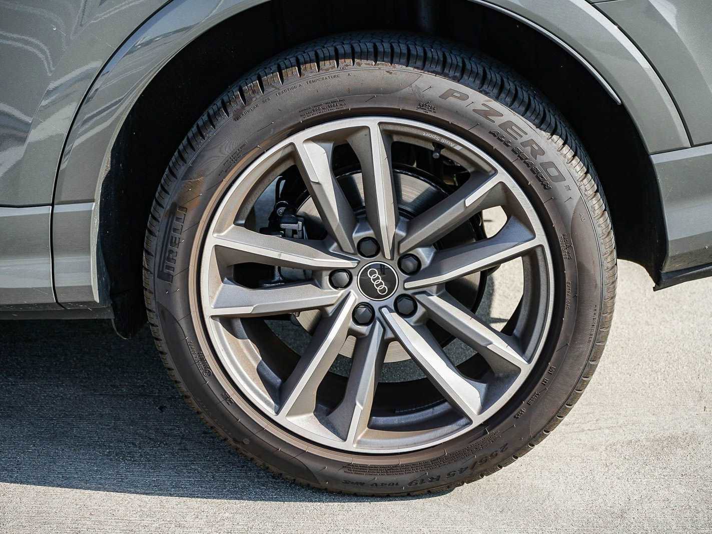 Used 2025 Audi Q3 2.0T Premium w/ Convenience Package image 10