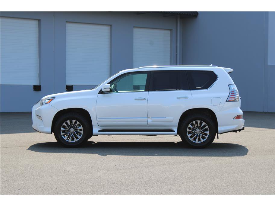 Used 2015 Lexus GX 460 Luxury AWD/4WD image 2