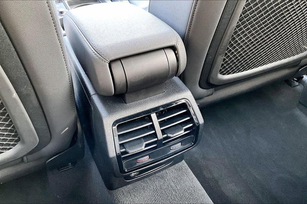 Used 2024 Audi Q3 2.0T Premium Plus w/ Premium Plus Package image 11