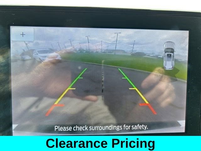 Used 2021 Ford Explorer XLT image 31