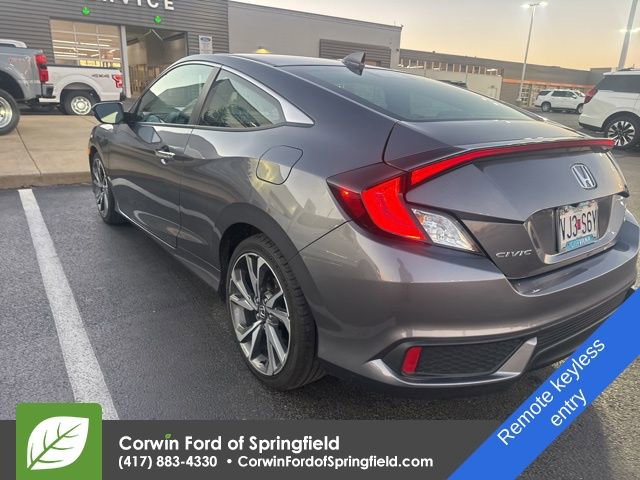Used 2019 Honda Civic Touring image 5