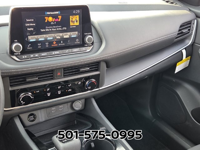 Used 2026 Nissan Rogue S FWD image 25