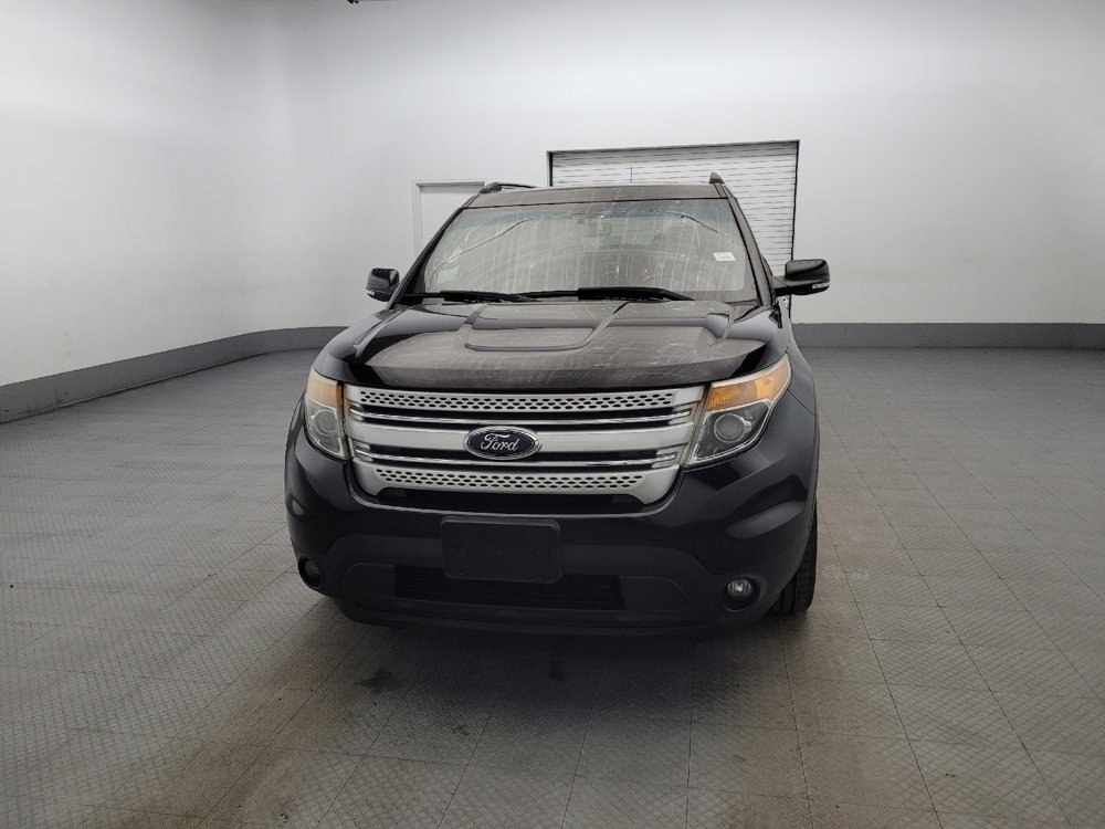 Used 2014 Ford Explorer XLT w/ Equipment Group 202A FWD image 15