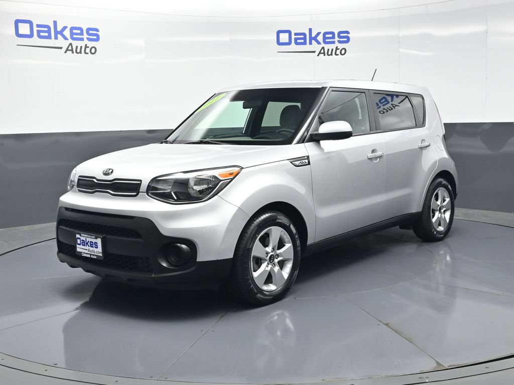 Used 2017 Kia Soul FWD image 3
