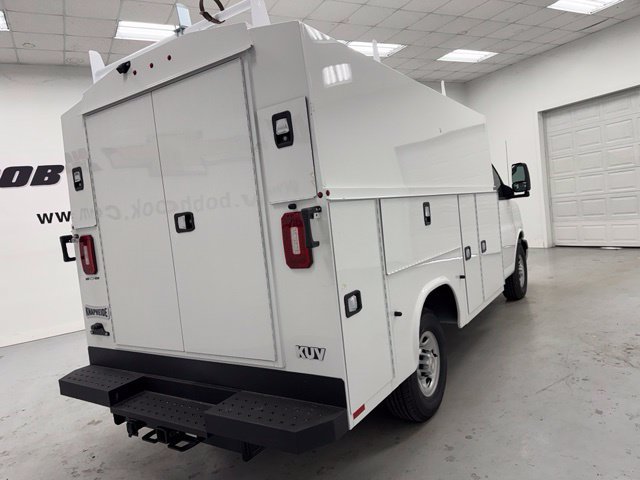 New 2026 Chevrolet Express 3500 w/ Power Convenience Package RWD image 5