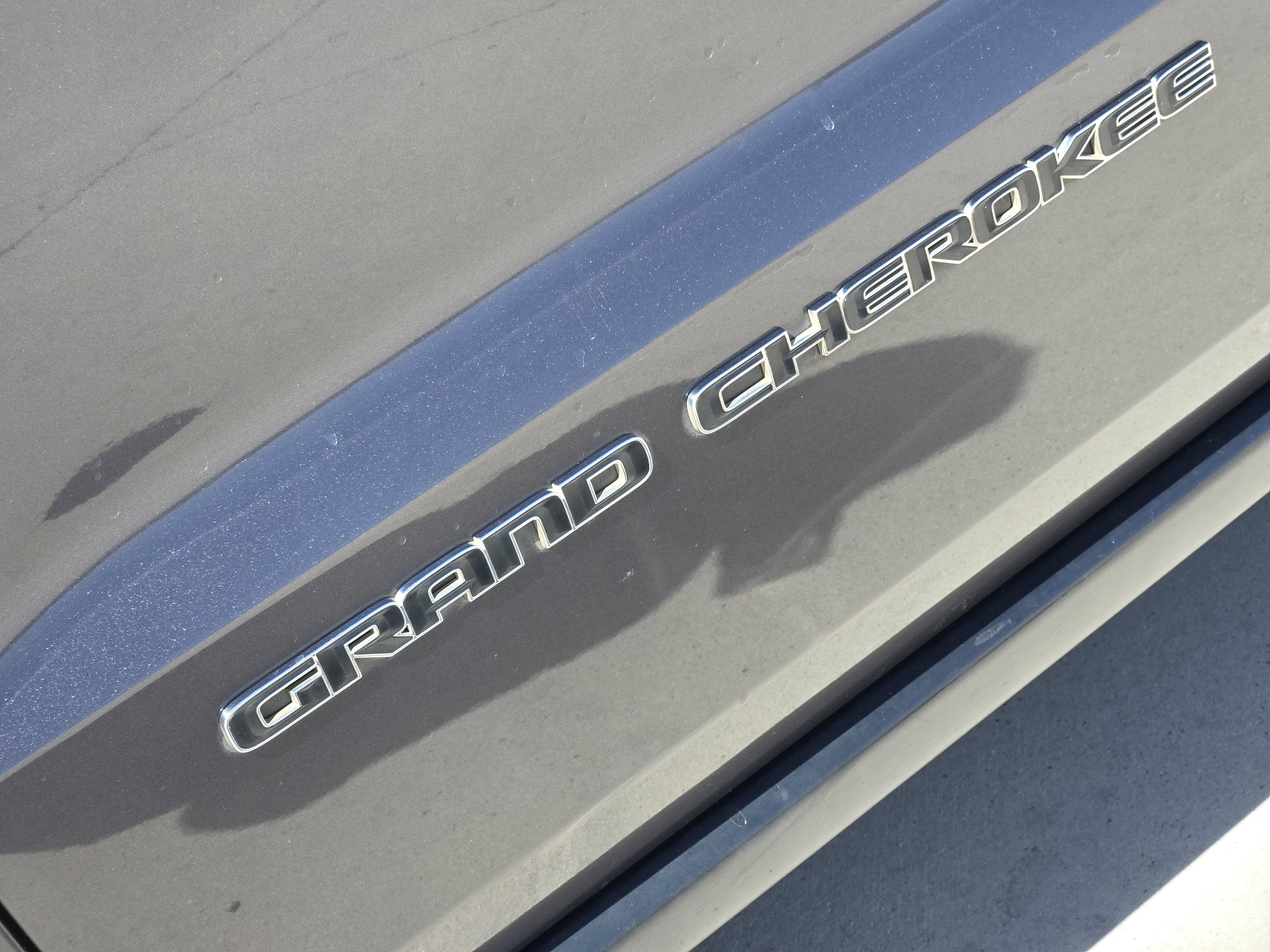 Used 2021 Jeep Grand Cherokee Limited AWD/4WD image 10