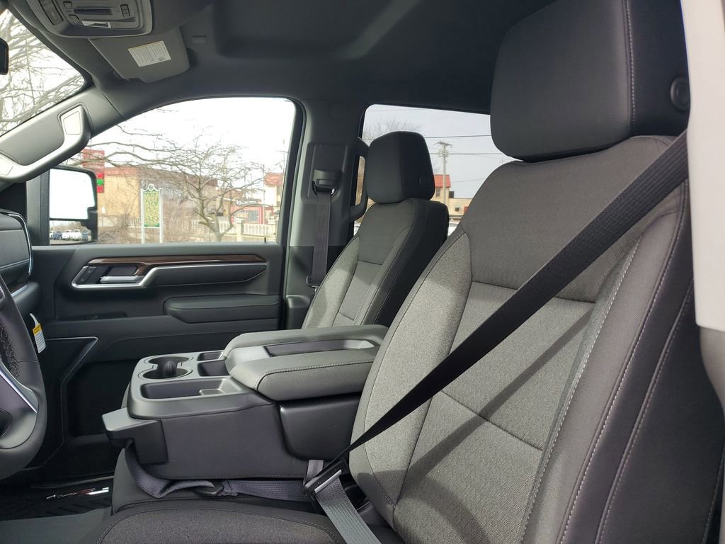 New 2026 Chevrolet Silverado 2500 LT w/ All Star Edition image 16