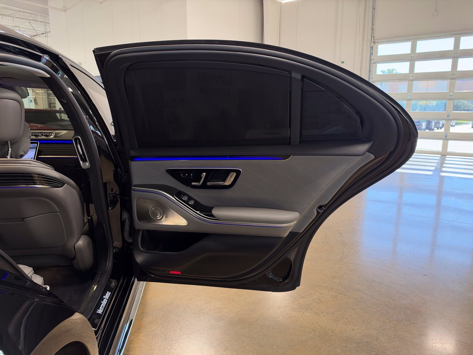 Used 2023 Mercedes-Benz S 580 4MATIC Sedan image 40