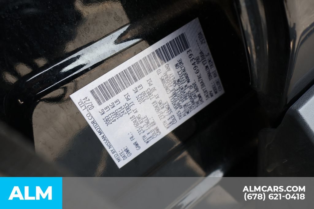 Used 2024 Nissan Rogue SV FWD image 38