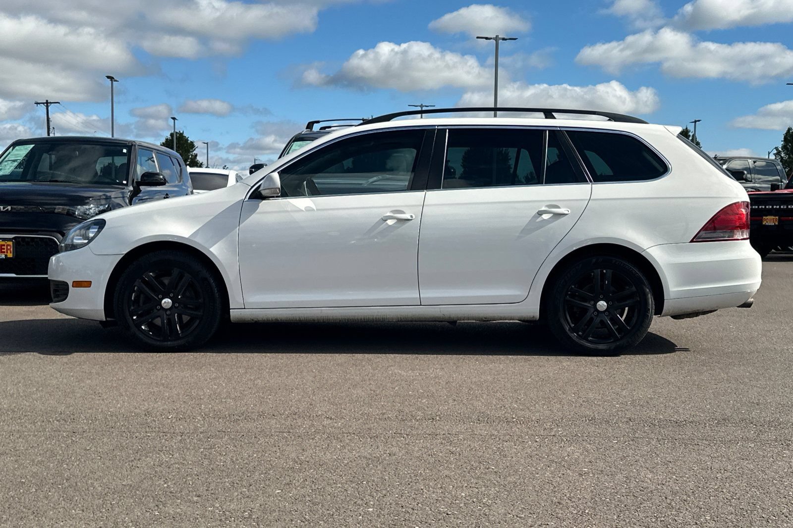 Used 2011 Volkswagen Jetta TDI FWD image 7