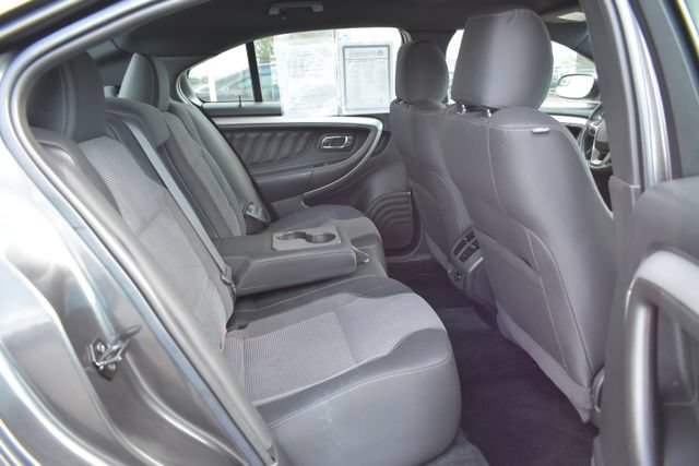 Used 2017 Ford Taurus SEL FWD image 33