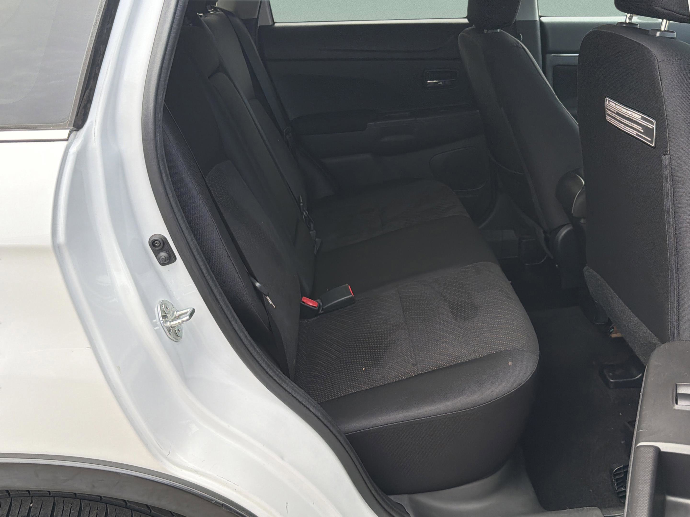 Used 2015 Mitsubishi Outlander Sport GT image 36