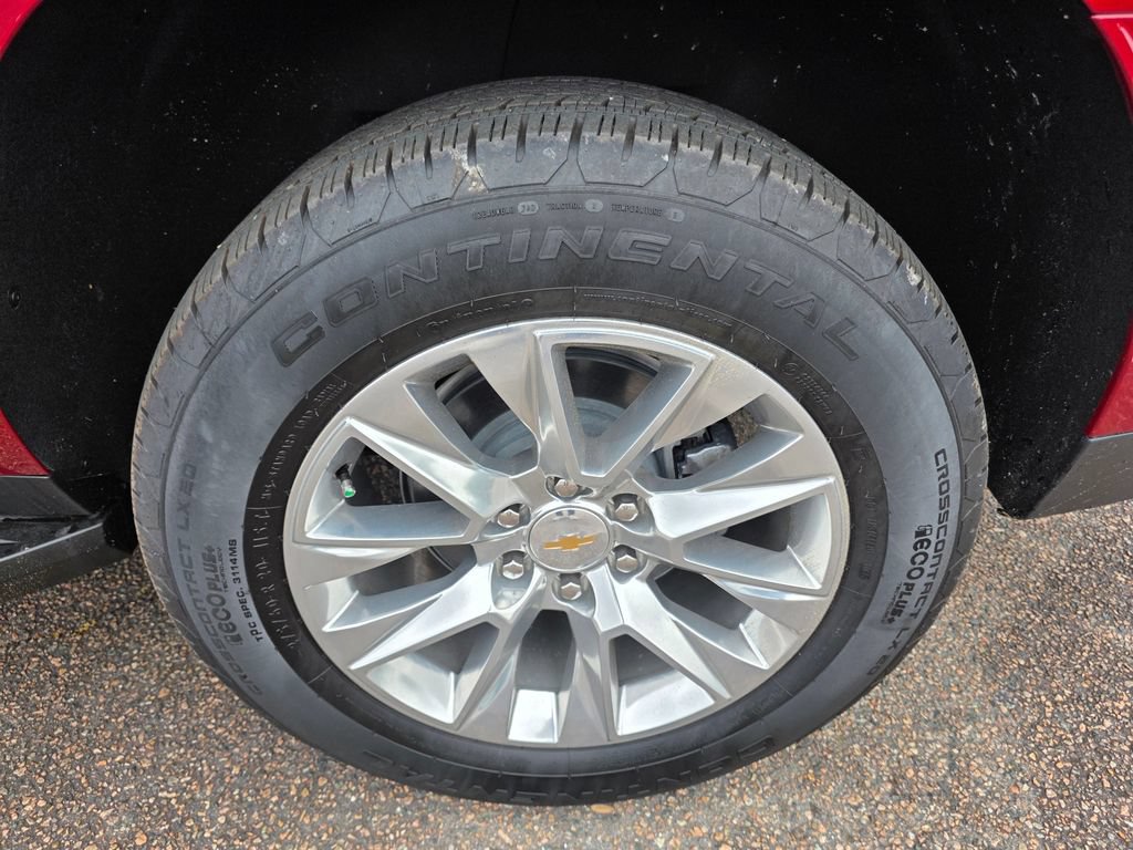 New 2025 Chevrolet Suburban Premier RWD image 26