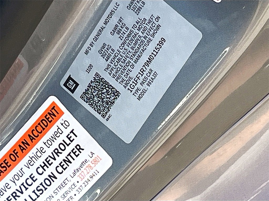 Used 2021 Chevrolet Camaro LT w/ RS Package image 30